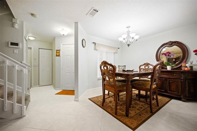 6086 Southard St, West Palm Beach, FL 33411