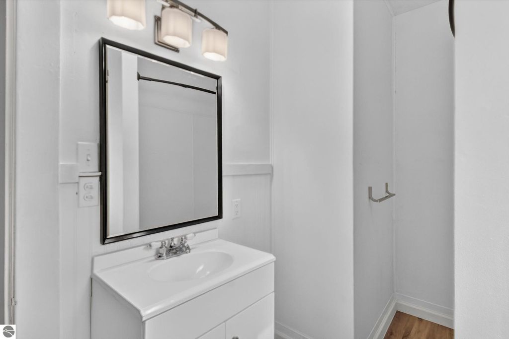Image 34 of property listing at 509 Liberty Street, Alma, MI 48801