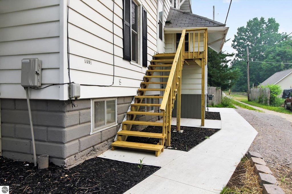 Image 46 of property listing at 509 Liberty Street, Alma, MI 48801