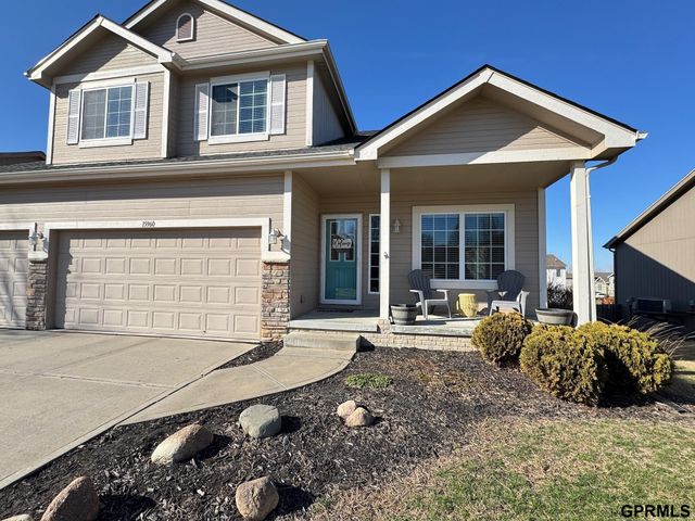 15960 Meredith Avenue, Omaha, NE 68116