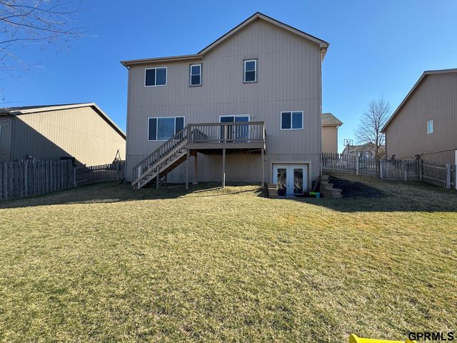 15960 Meredith Avenue, Omaha, NE 68116