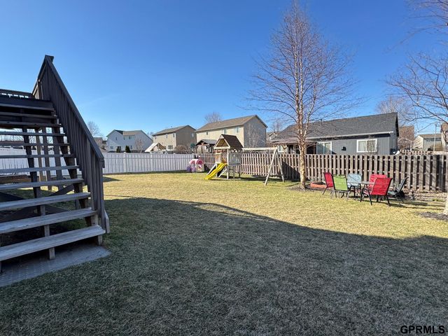 15960 Meredith Avenue, Omaha, NE 68116