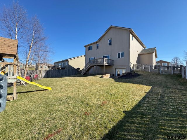 15960 Meredith Avenue, Omaha, NE 68116