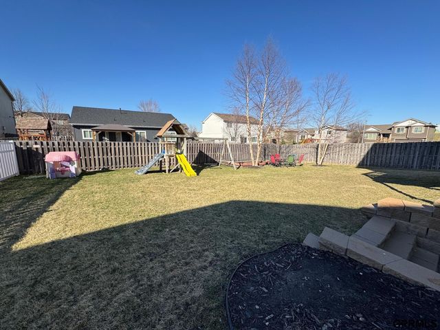 15960 Meredith Avenue, Omaha, NE 68116