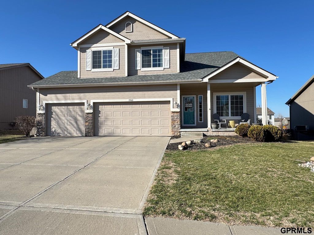 15960 Meredith Avenue, Omaha, NE 68116
