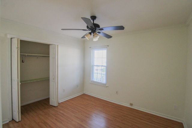 2004 Vestry Drive, Charleston, SC 29414