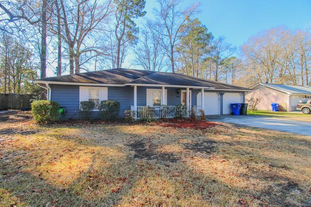 2004 Vestry Drive, Charleston, SC 29414