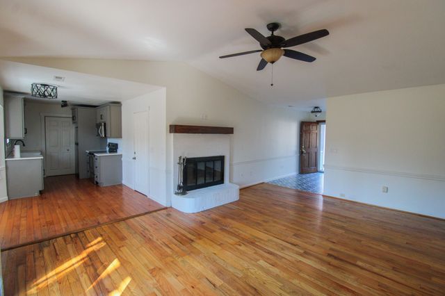 2004 Vestry Drive, Charleston, SC 29414