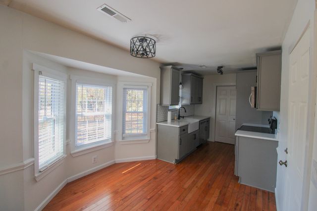 2004 Vestry Drive, Charleston, SC 29414