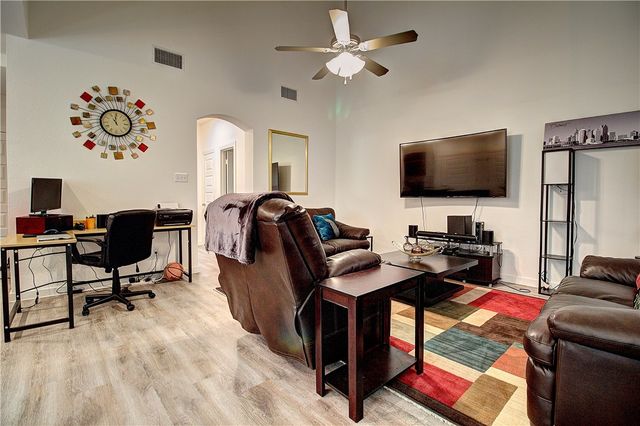 1968 Marble Lane, Heartland, TX 75126