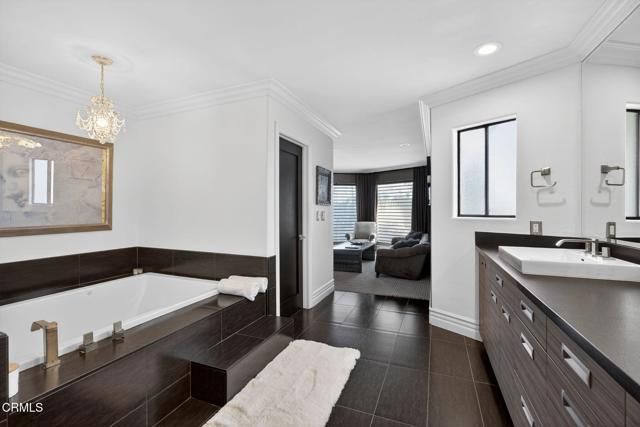 952 Peninsula Street, Ventura, CA 93001