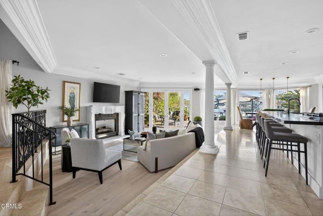 952 Peninsula Street, Ventura, CA 93001