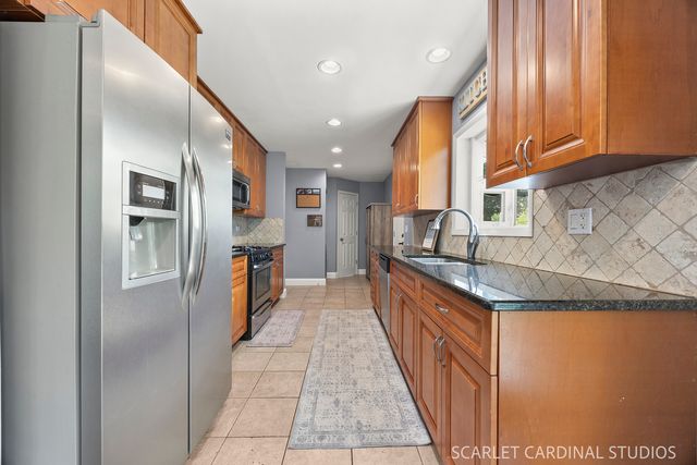291 Clearmont Drive, Elk Grove Village, IL 60007