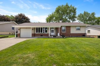 291 Clearmont Drive, Elk Grove Village, IL 60007