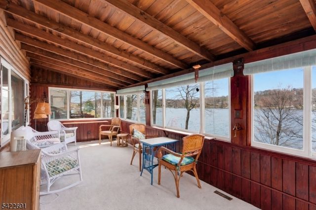 1193 Lakeside Dr E, Vernon Twp., NJ 07422