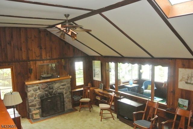 1193 Lakeside Dr E, Vernon Twp., NJ 07422