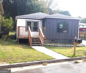 1 LAMAR Avenue, Atlanta, GA 30310