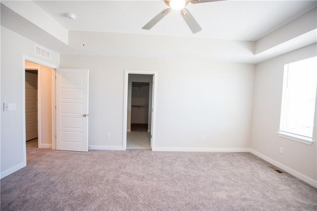 3712 SW Walsh Drive, Lee's Summit, MO 64082