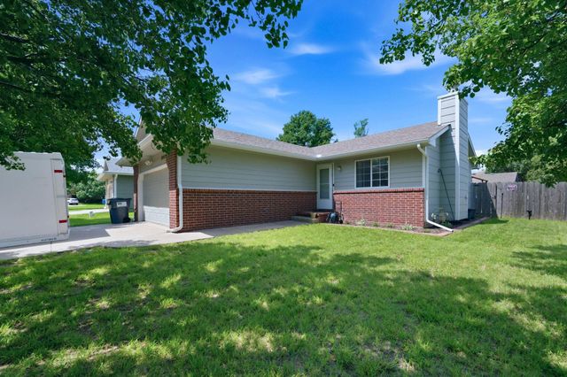 10939 W Dora Ct, Wichita, KS 67209