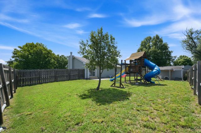 10939 W Dora Ct, Wichita, KS 67209