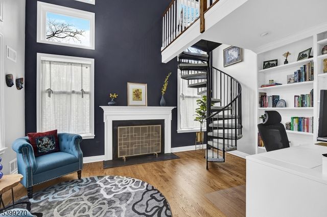 17 Knollwood Ter, Randolph Twp., NJ 07869