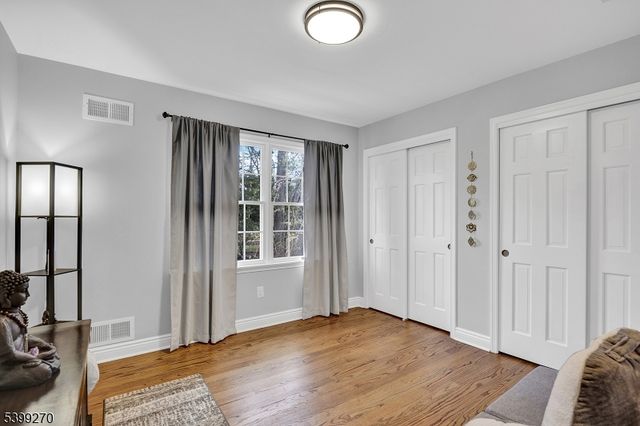 17 Knollwood Ter, Randolph Twp., NJ 07869