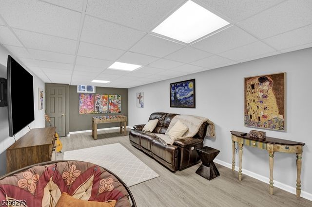 17 Knollwood Ter, Randolph Twp., NJ 07869