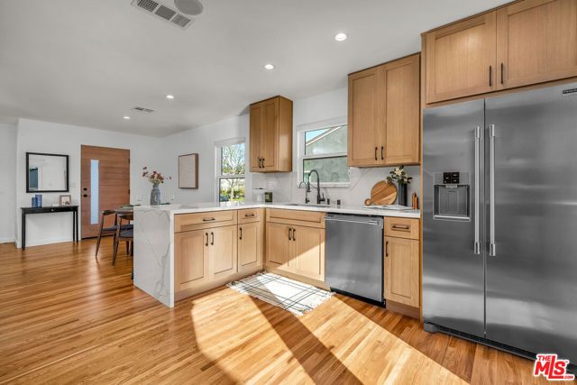 616 W Ellis Avenue, Inglewood, CA 90302