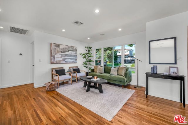 616 W Ellis Avenue, Inglewood, CA 90302