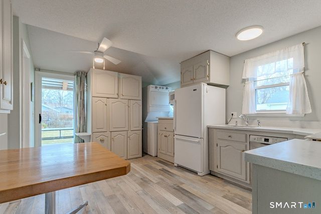 67 Middletown Avenue, Old Saybrook, CT 06475