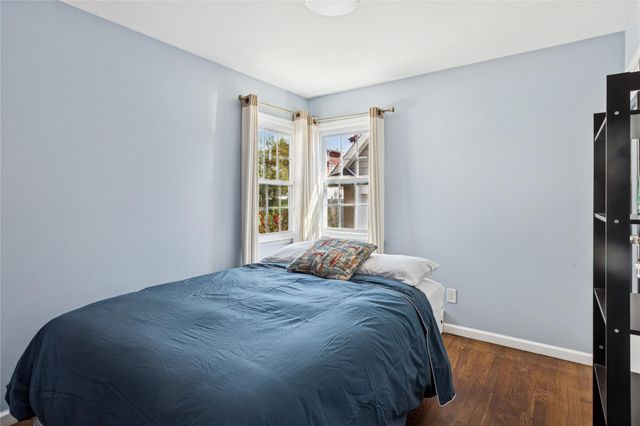 4 N 10th Street, New Hyde Park, NY 11040