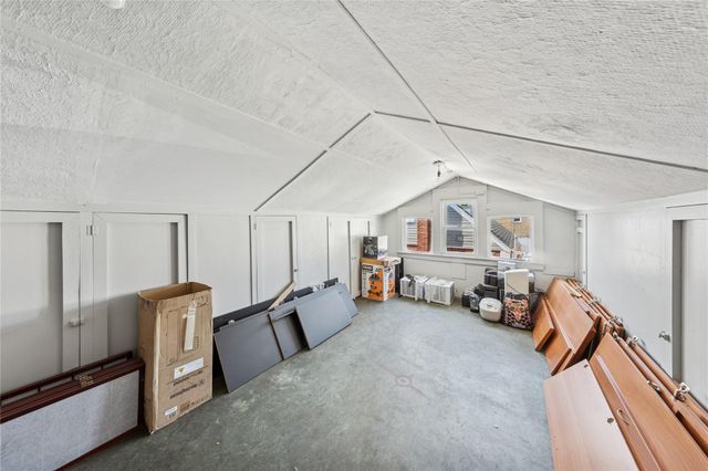 4 N 10th Street, New Hyde Park, NY 11040