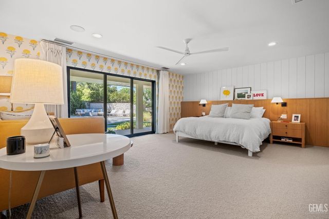 1217 Tam O Shanter Drive, Bakersfield, CA 93309