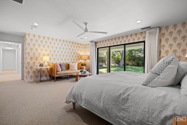 1217 Tam O Shanter Drive, Bakersfield, CA 93309