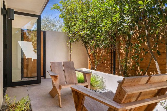 1217 Tam O Shanter Drive, Bakersfield, CA 93309