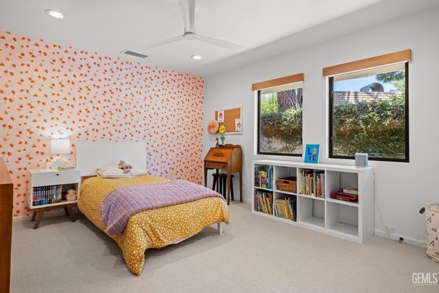 1217 Tam O Shanter Drive, Bakersfield, CA 93309