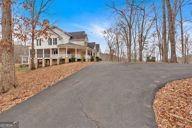 13095 Reinhardt College Parkway, Waleska, GA 30183