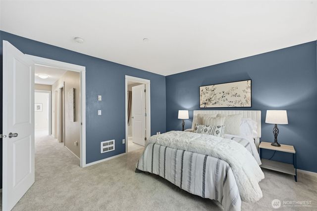 22672 NE Alder Crest Lane, Redmond, WA 98053