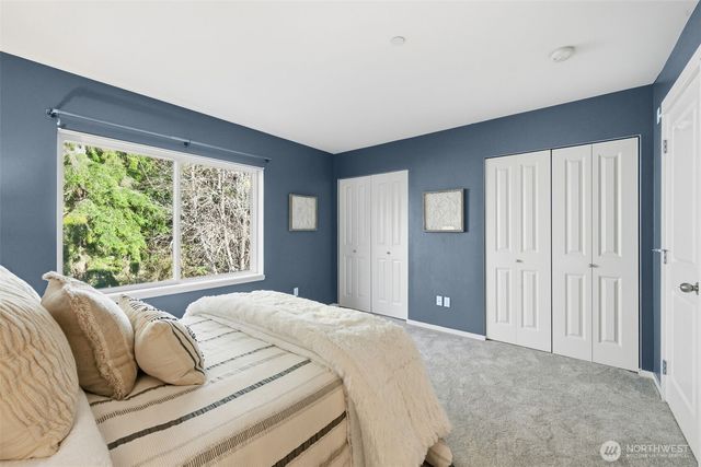 22672 NE Alder Crest Lane, Redmond, WA 98053