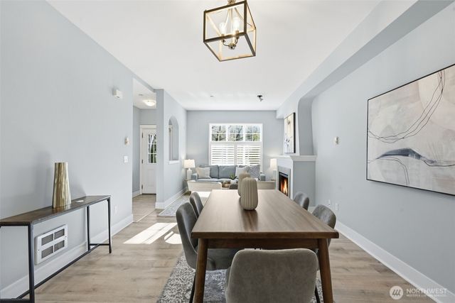 22672 NE Alder Crest Lane, Redmond, WA 98053