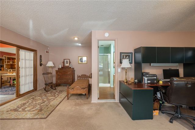 2700 Rosewood Drive, Fayetteville, AR 72703