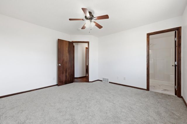4260 Russet Avenue S, Fargo, ND 58104