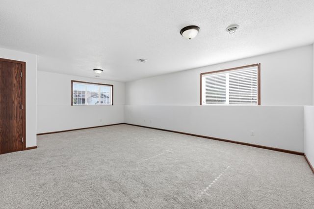 4260 Russet Avenue S, Fargo, ND 58104
