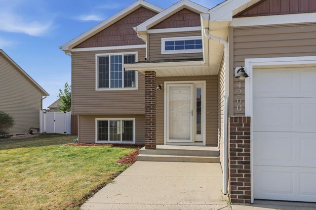 4260 Russet Avenue S, Fargo, ND 58104