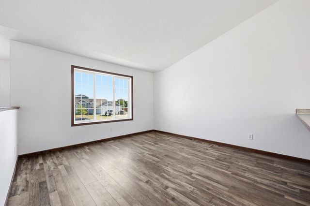 4260 Russet Avenue S, Fargo, ND 58104