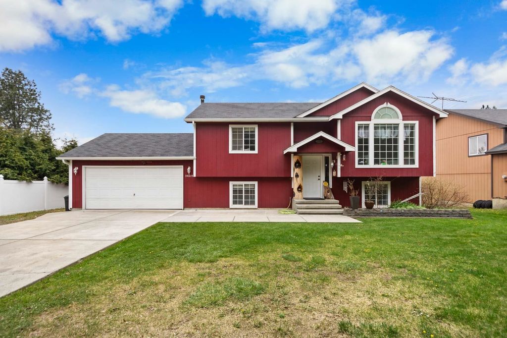 38215 N Frontage Rd, Elk, WA 99009