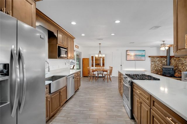 1355 TAYLOR ROAD W, Deland, FL 32720