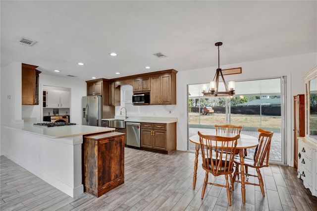 1355 TAYLOR ROAD W, Deland, FL 32720