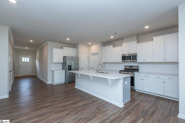 109 Magnolia Street, Woodruff, SC 29388