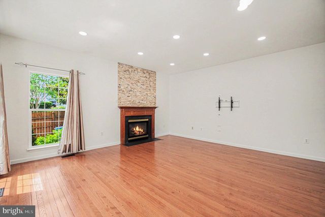 9224 CYNTHIA ST, Manassas Park, VA 20111